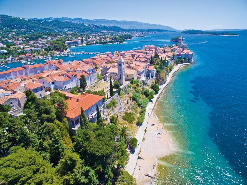 Rab Downtown Place Rab Town Buitenkant foto